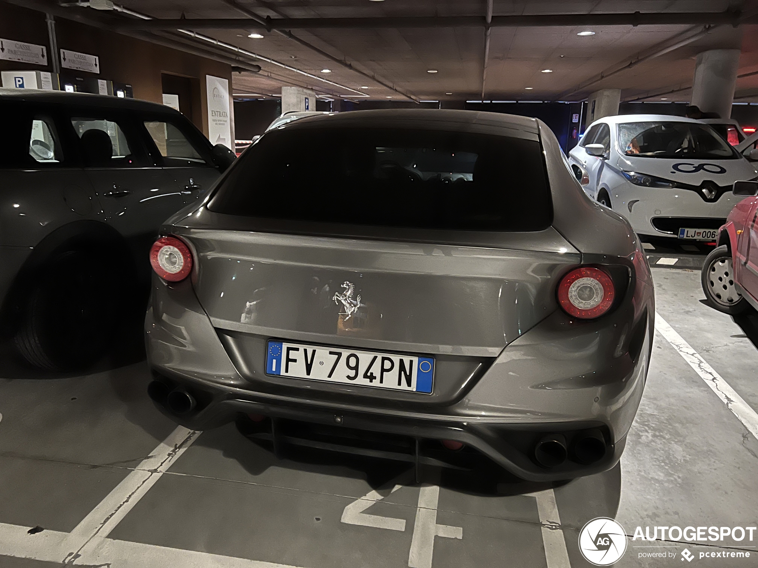 Ferrari FF