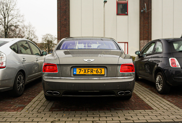 Bentley Flying Spur V8