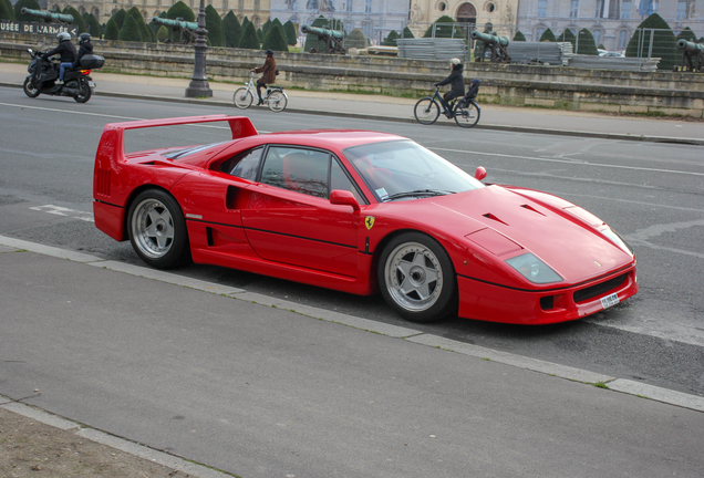 Ferrari F40