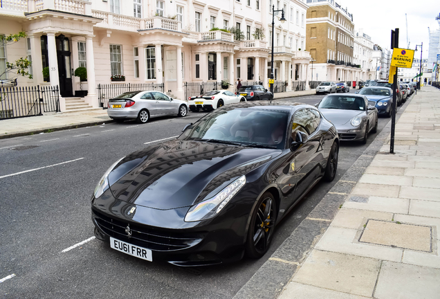 Ferrari FF