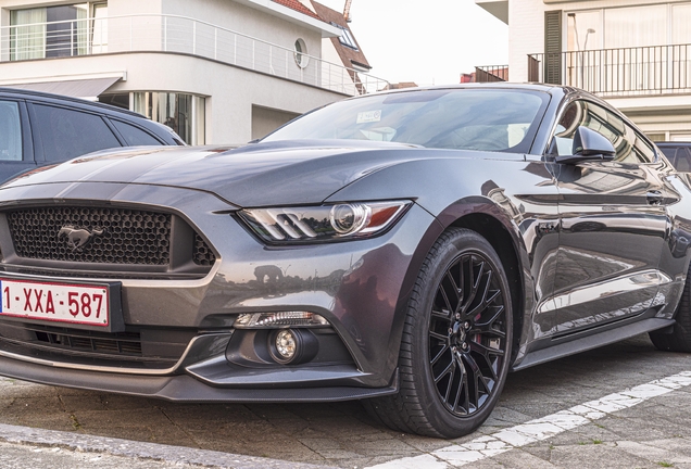Ford Mustang GT 2015