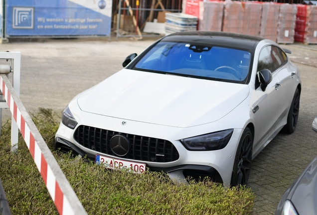 Mercedes-AMG GT 63 S X290