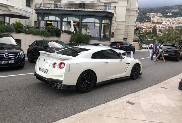 Nissan GT-R 2017