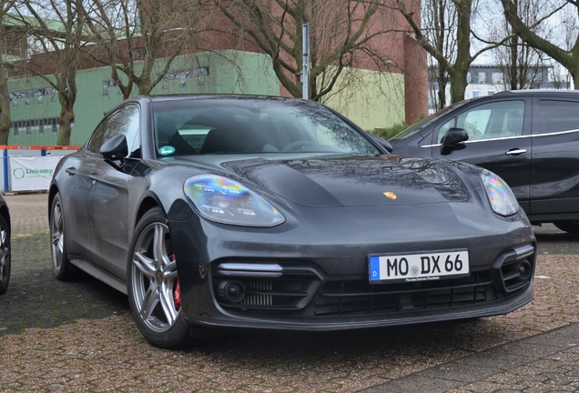 Porsche 971 Panamera GTS MkI