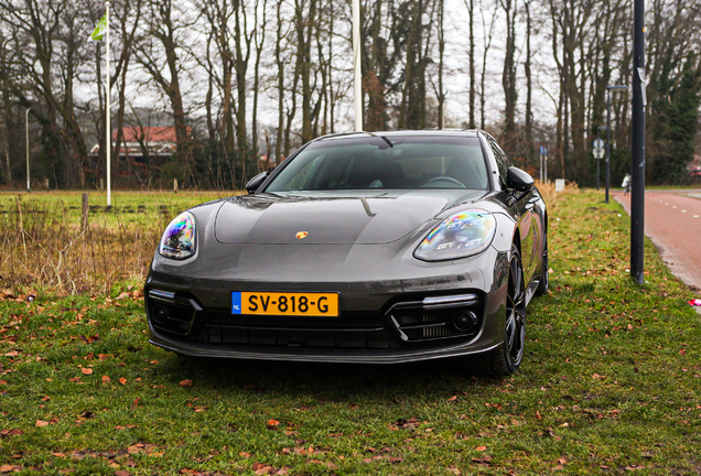 Porsche 971 Panamera Turbo S E-Hybrid Sport Turismo