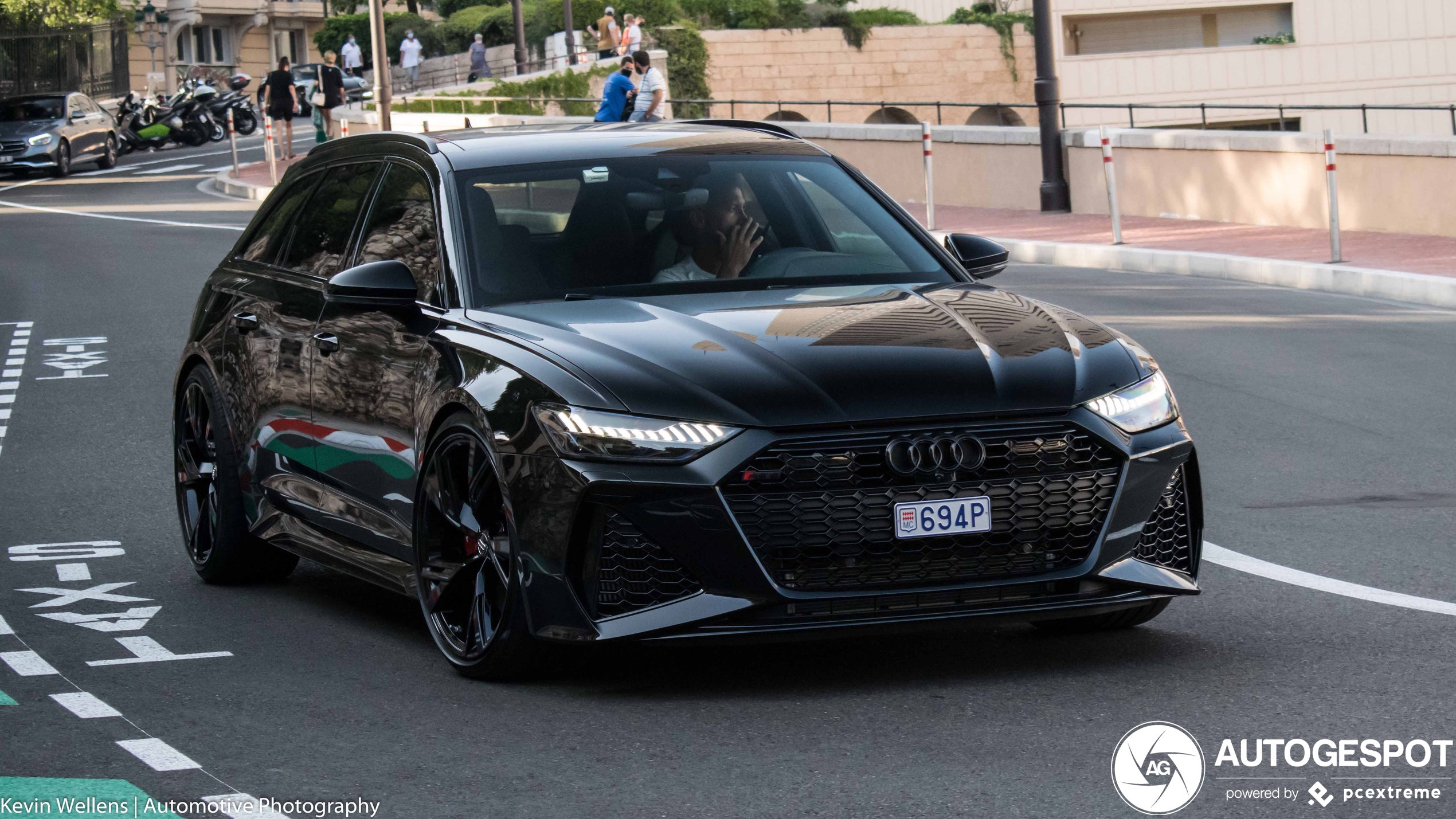 Audi RS6 Avant C8