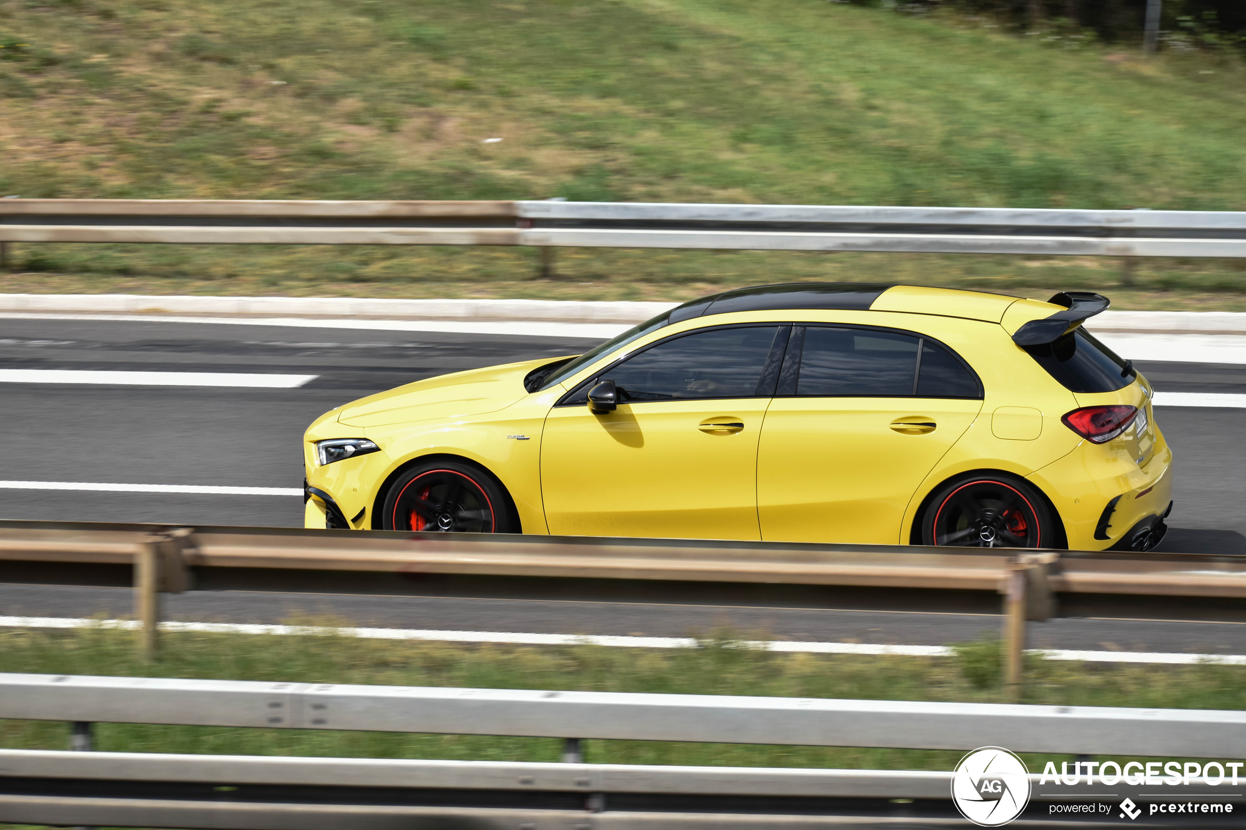 Mercedes-AMG A 45 S W177