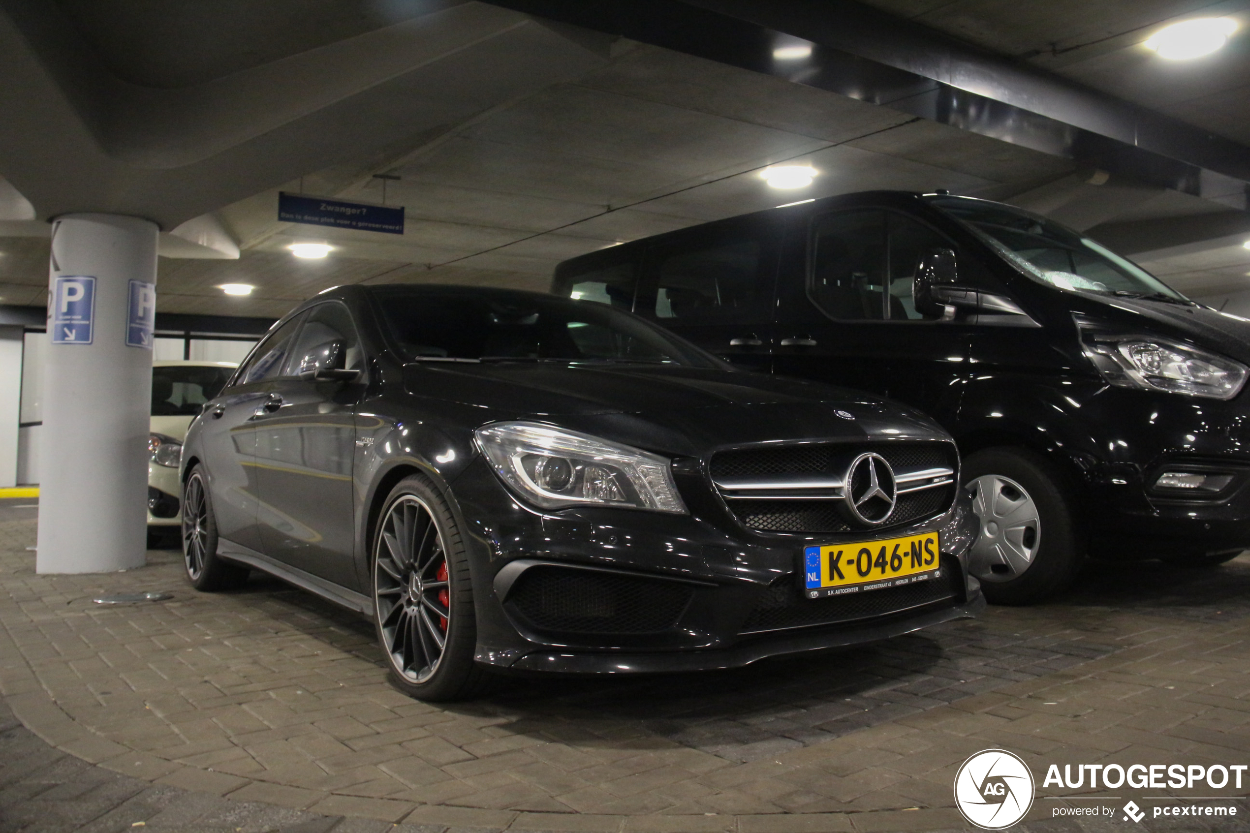 Mercedes-Benz CLA 45 AMG C117