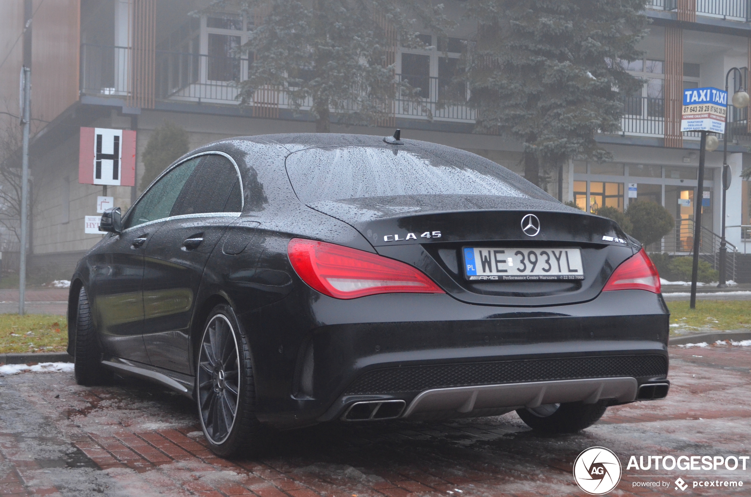 Mercedes-Benz CLA 45 AMG C117