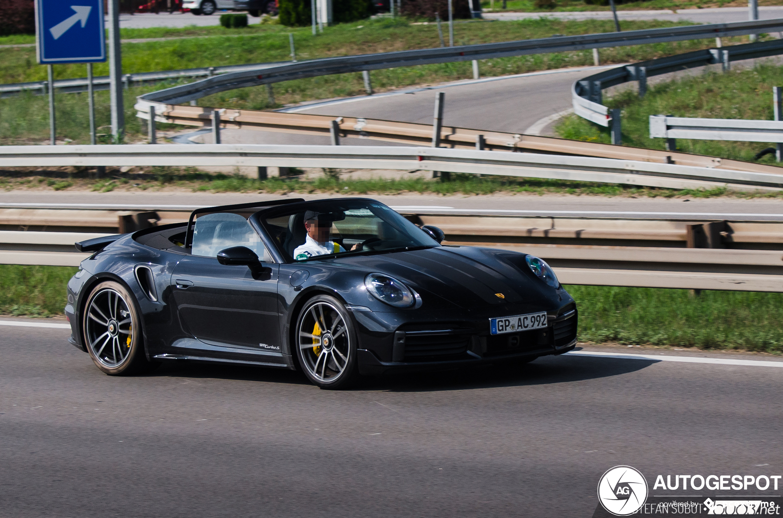 Porsche 992 Turbo S Cabriolet