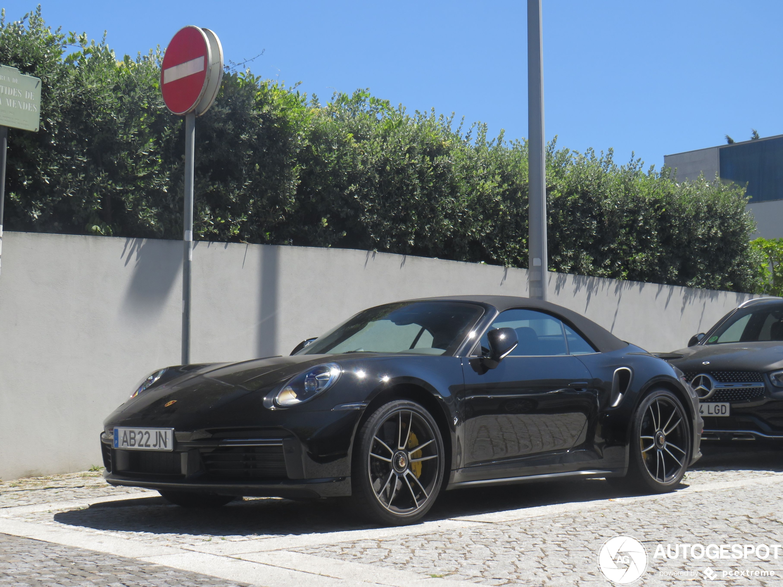 Porsche 992 Turbo S Cabriolet