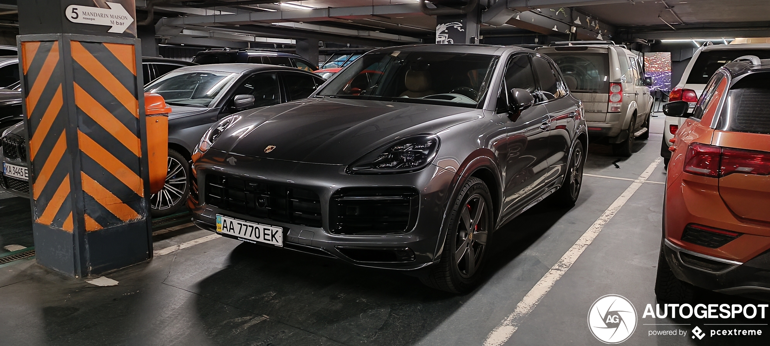 Porsche 9YA Cayenne GTS