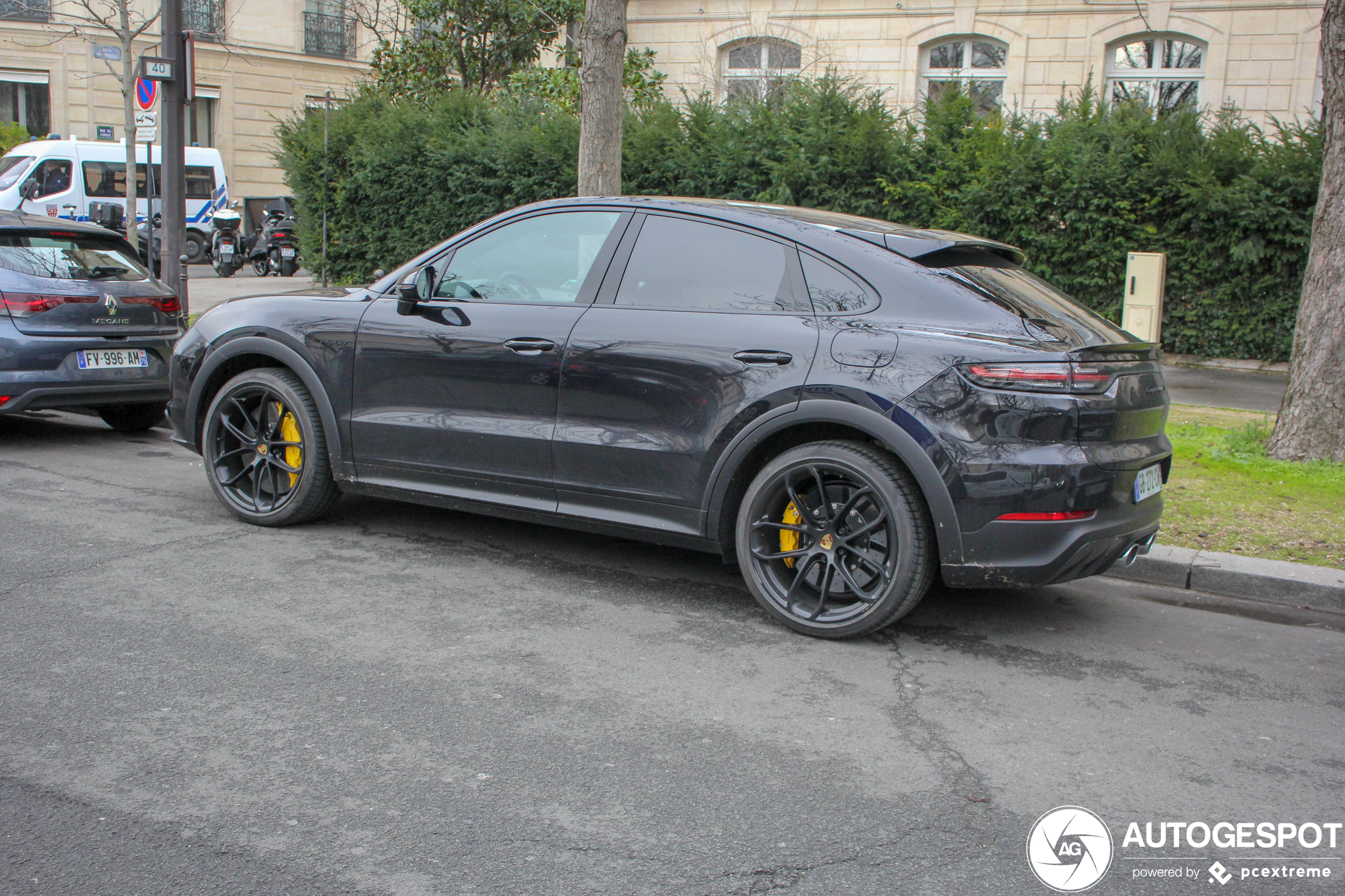 Porsche Cayenne Coupé Turbo S E-Hybrid