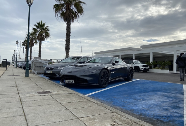 Aston Martin V8 Vantage 2018