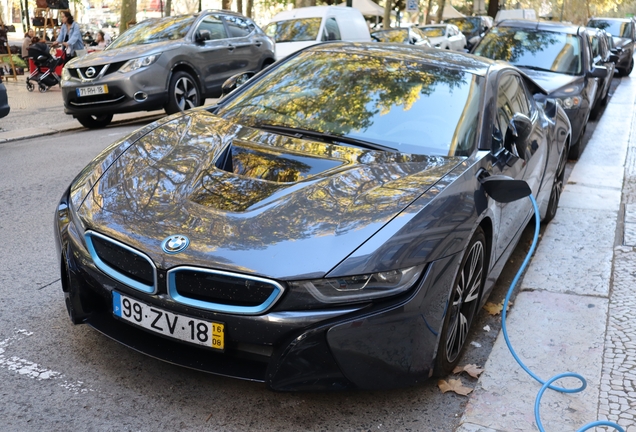 BMW i8