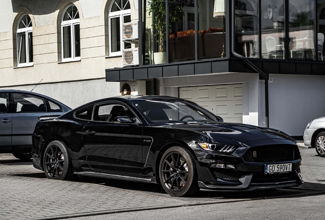 Ford Mustang Shelby GT350 2015