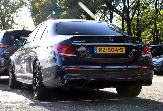 Mercedes-AMG E 63 S W213