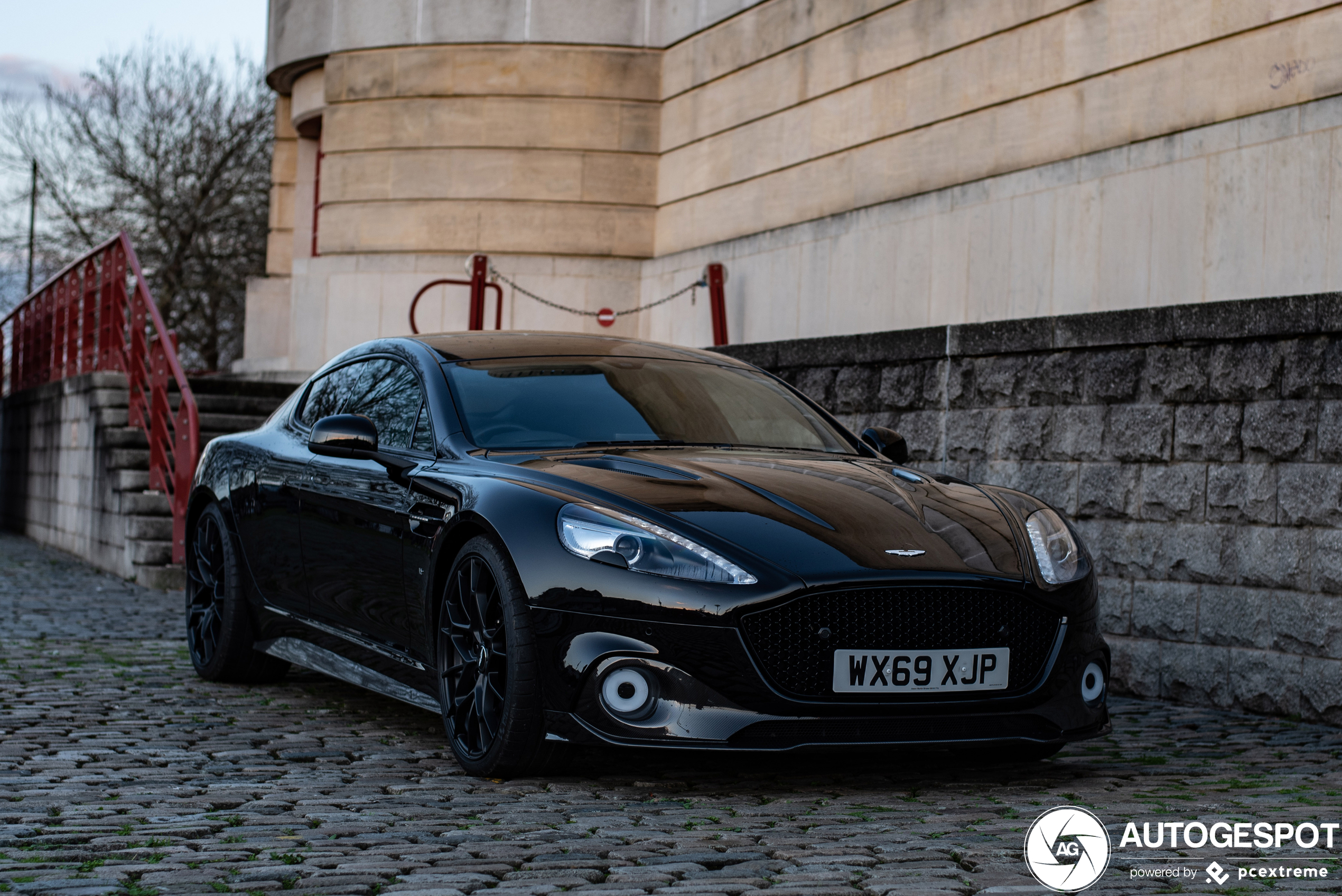 Aston Martin Rapide S AMR