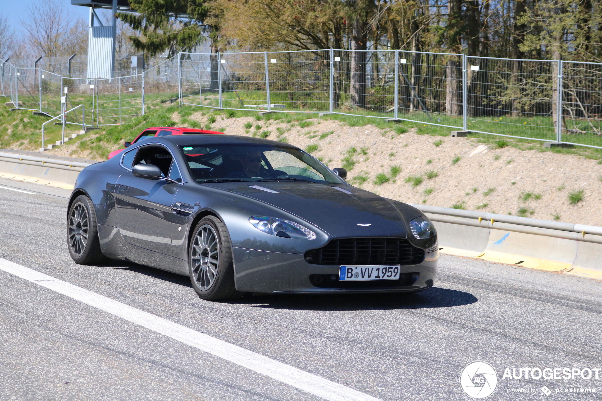 Aston Martin V8 Vantage