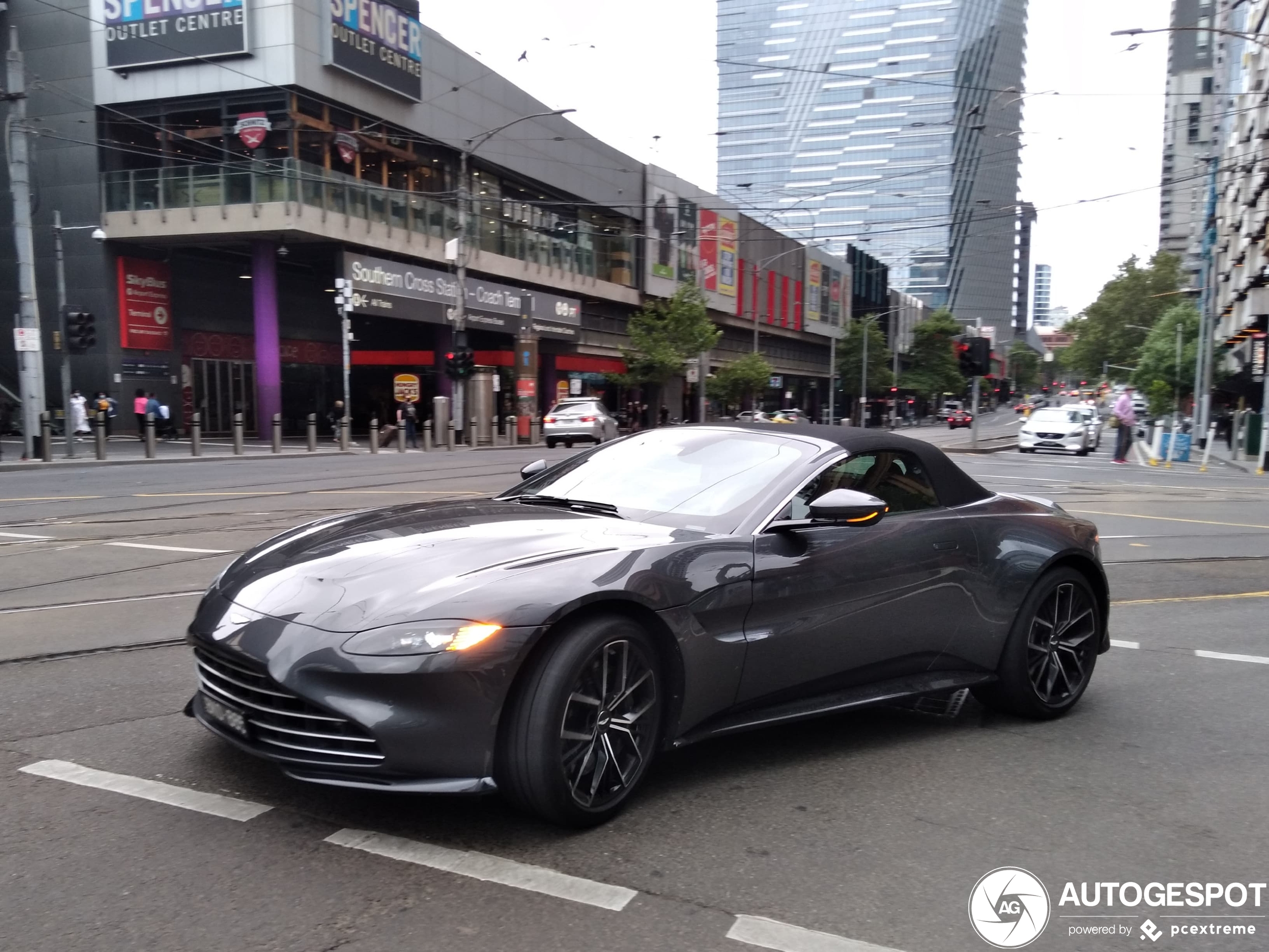 Aston Martin V8 Vantage Roadster 2020