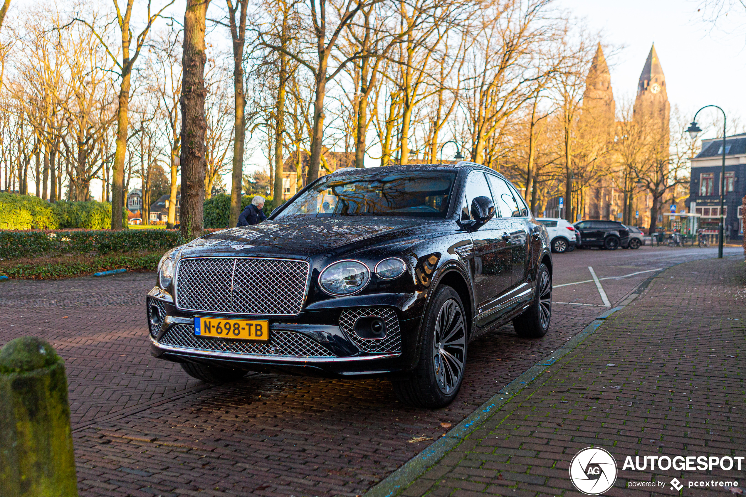 Bentley Bentayga V8 2021