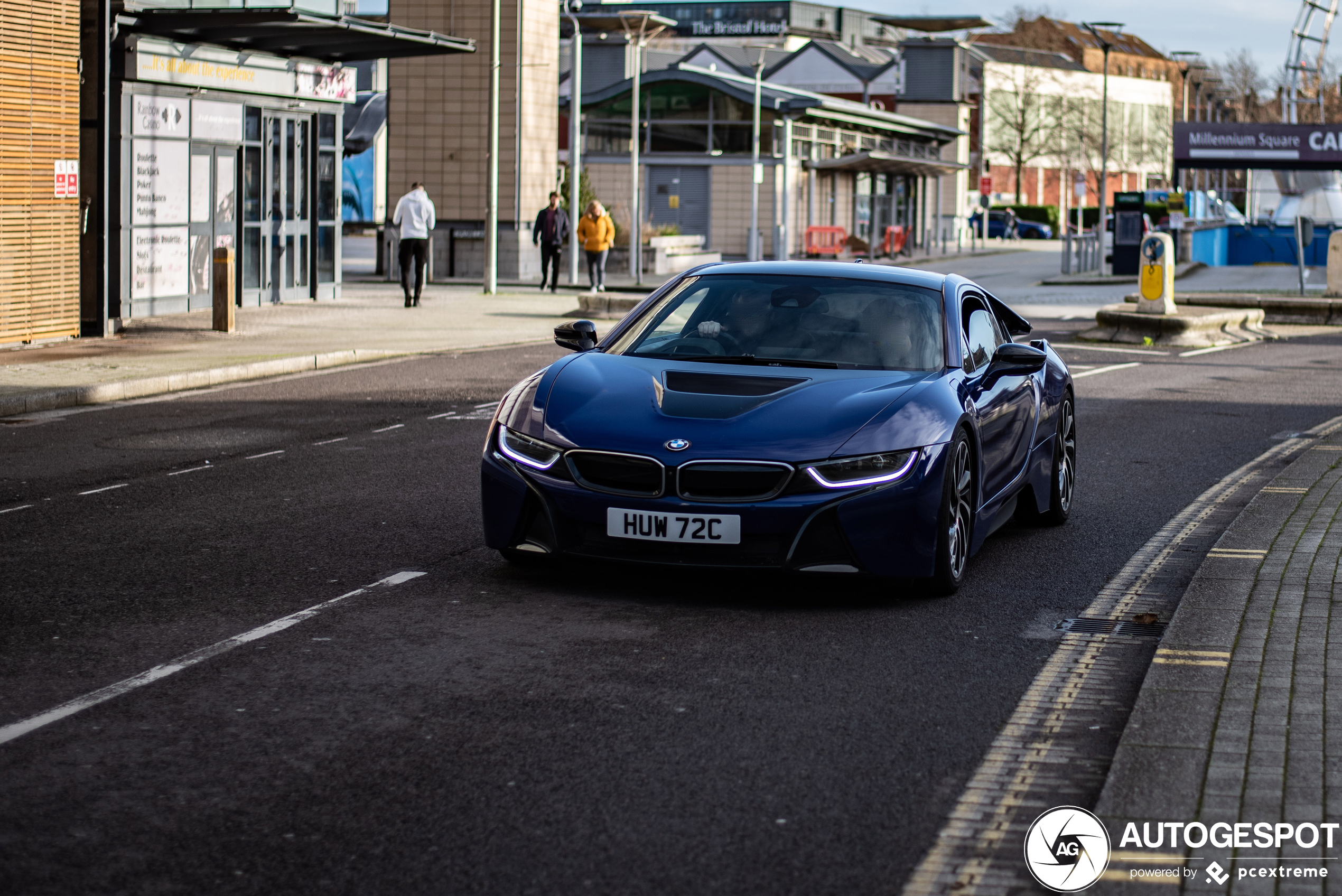 BMW i8