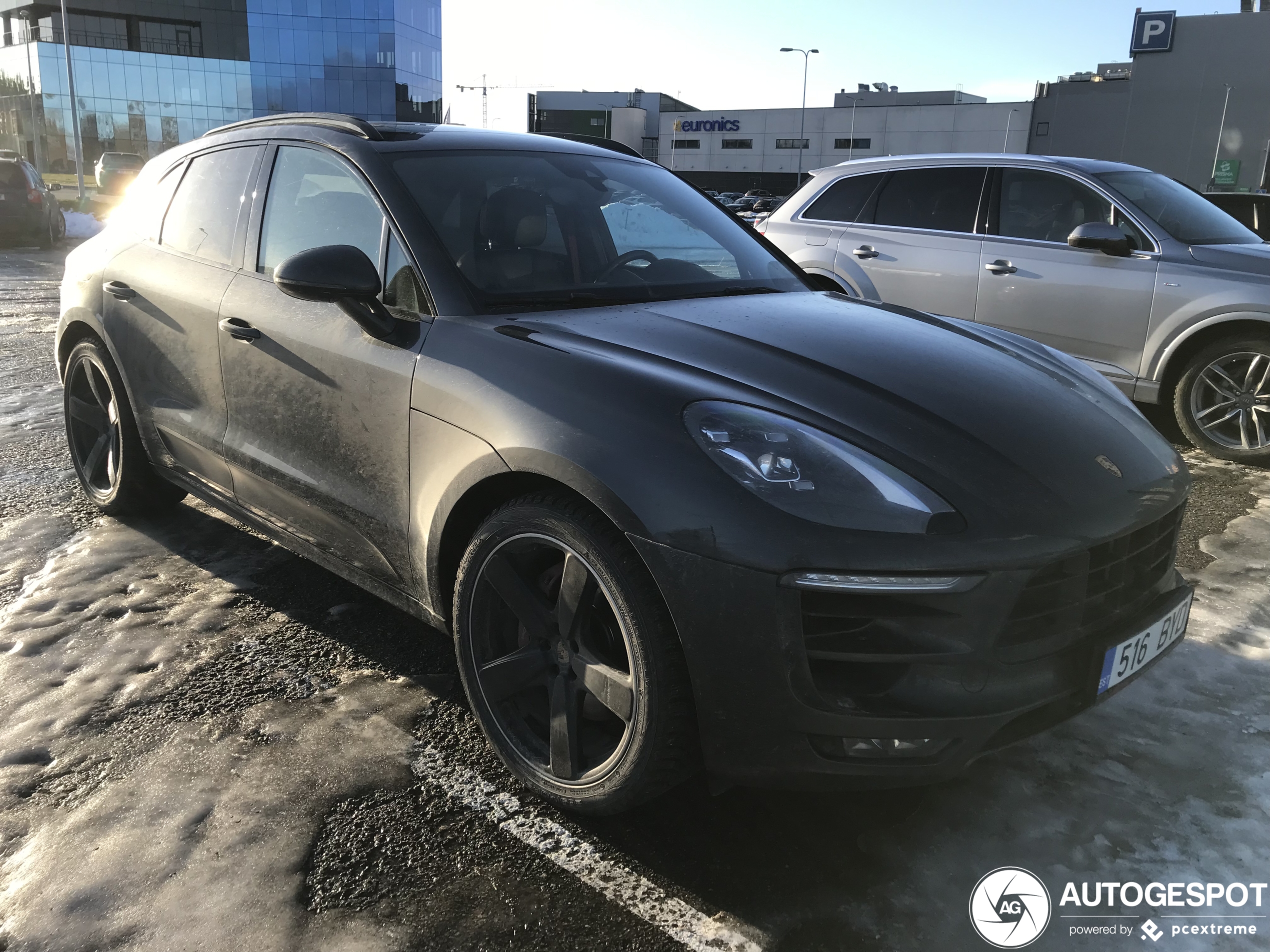 Porsche 95B Macan GTS