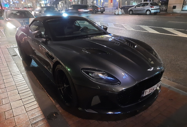 Aston Martin DBS Superleggera Volante