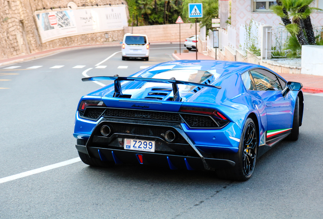 Lamborghini Huracán LP640-4 Performante