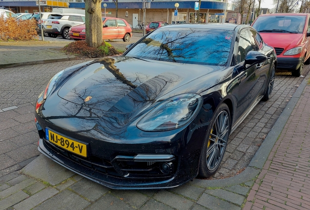 Porsche 971 Panamera Turbo