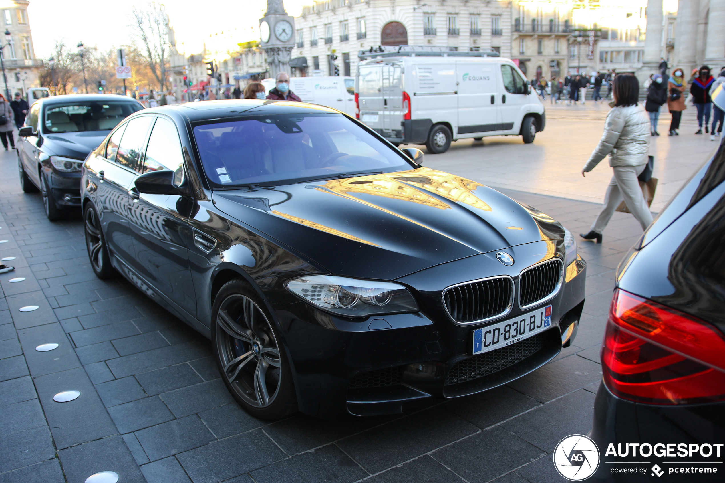 BMW M5 F10 2011