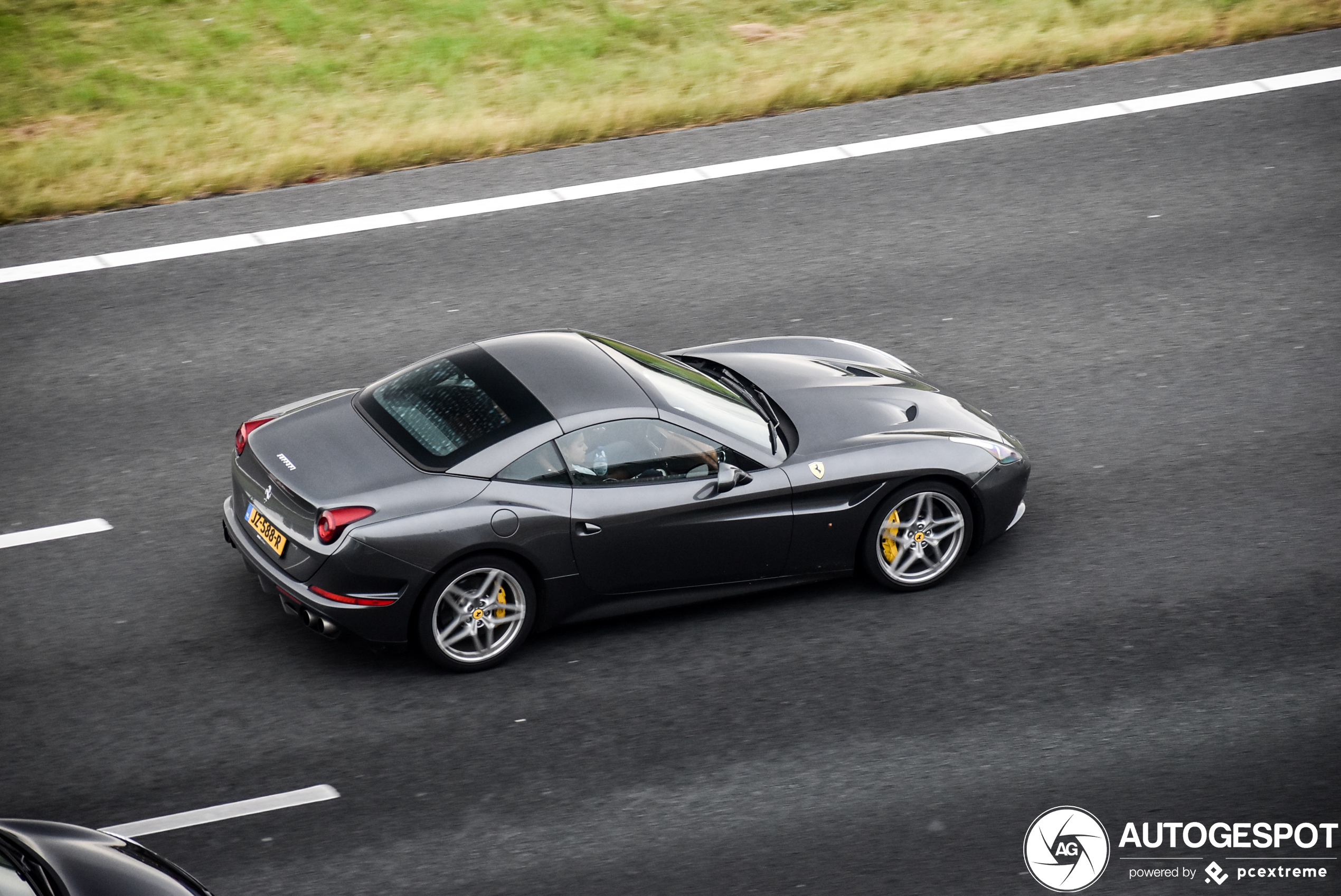 Ferrari California T