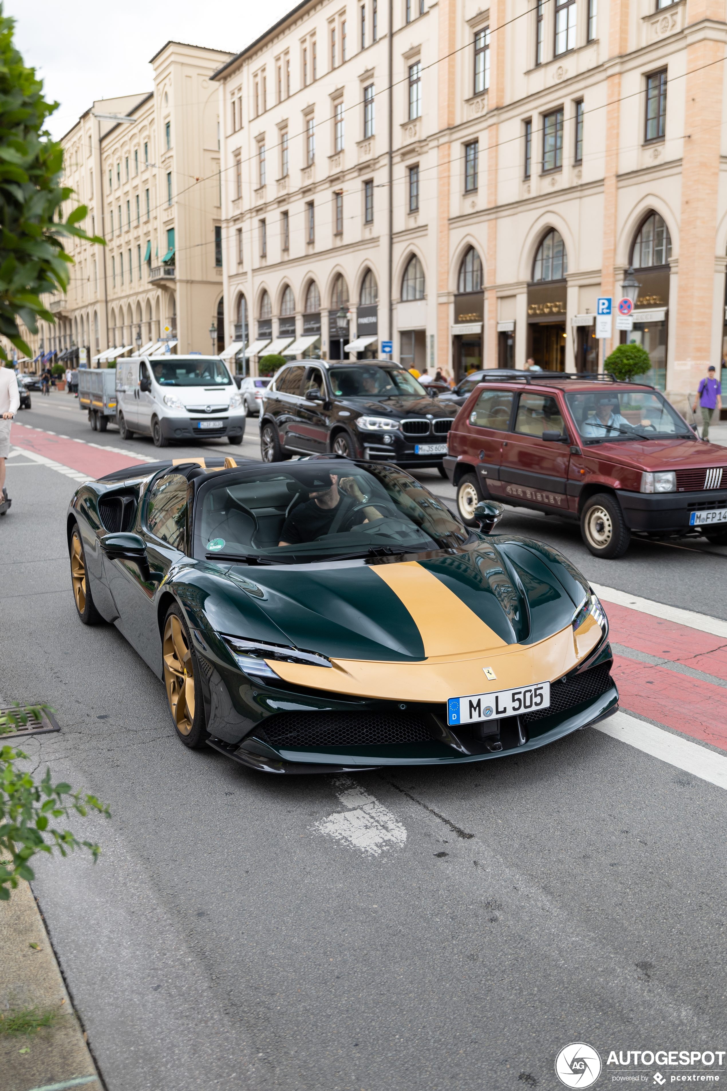 Ferrari SF90 Spider Assetto Fiorano