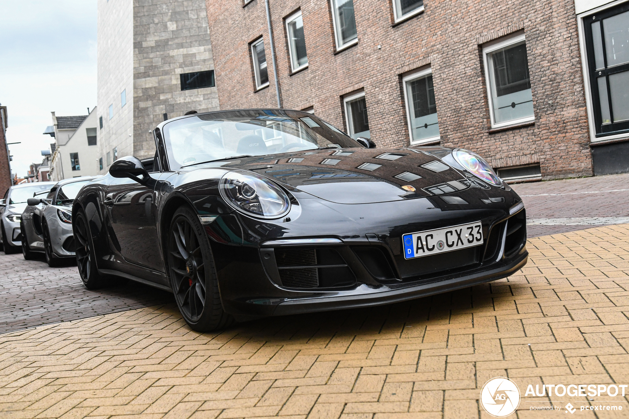 Porsche 991 Carrera 4 GTS Cabriolet MkII