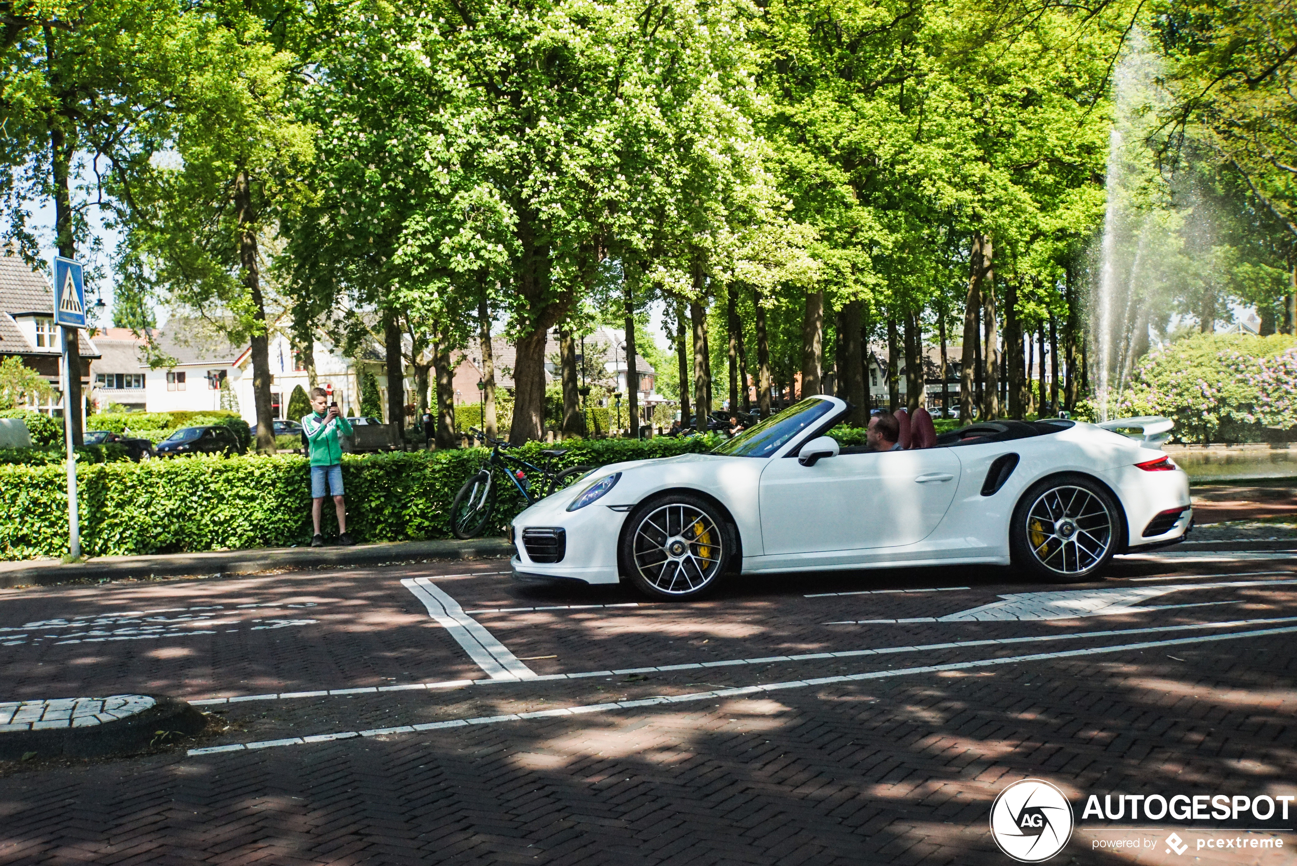 Porsche 991 Turbo S Cabriolet MkII