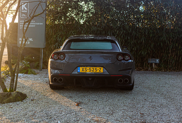 Ferrari GTC4Lusso