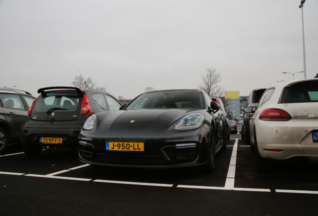 Porsche 971 Panamera GTS Sport Turismo