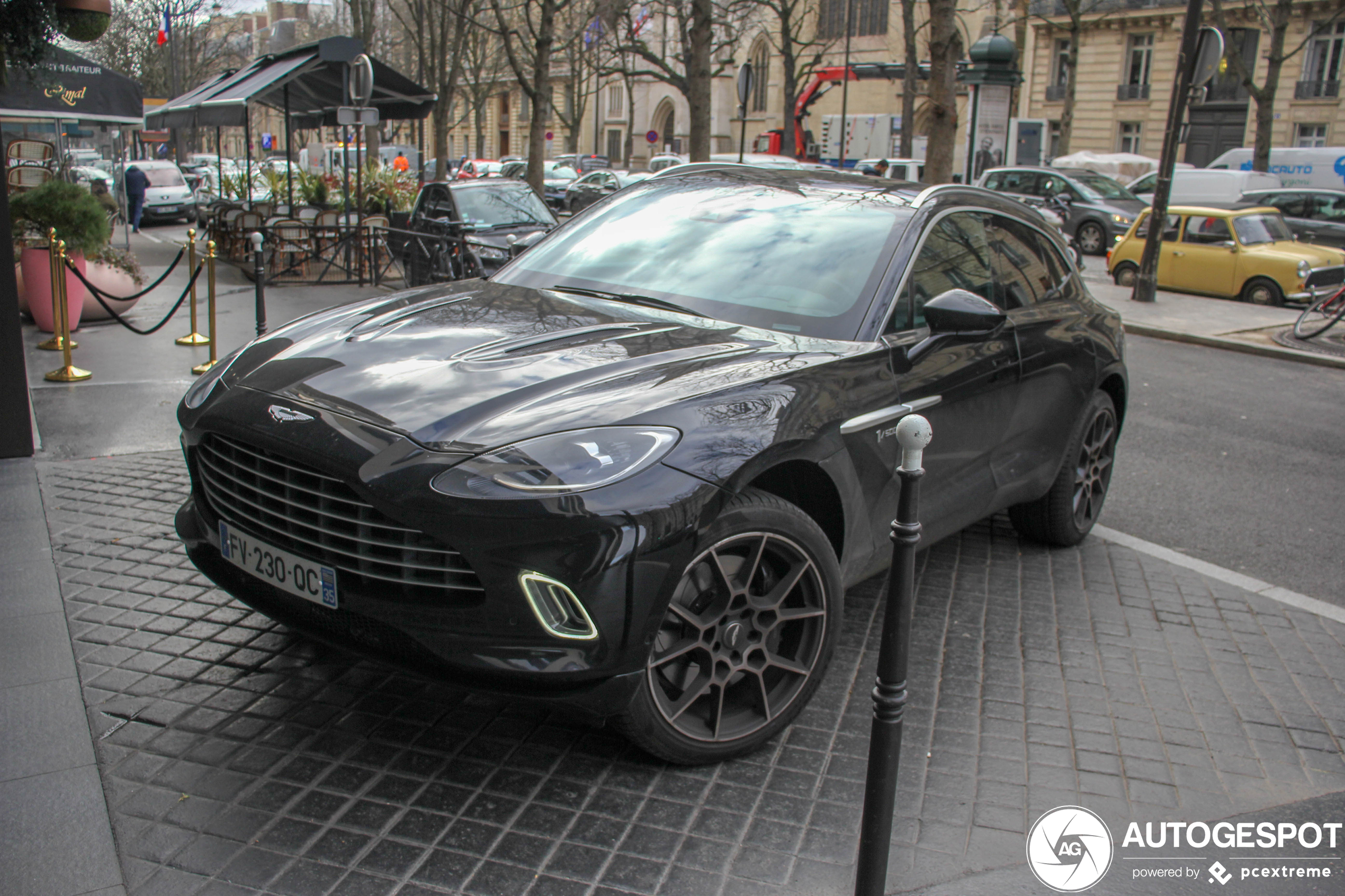 Aston Martin DBX