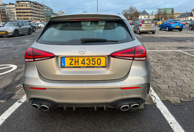 Mercedes-AMG A 45 W177