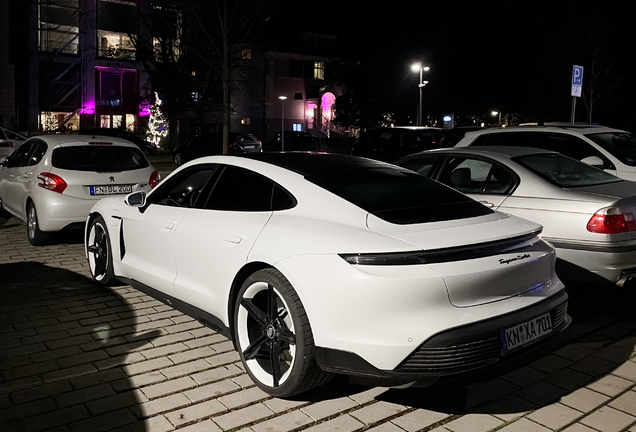 Porsche Taycan Turbo