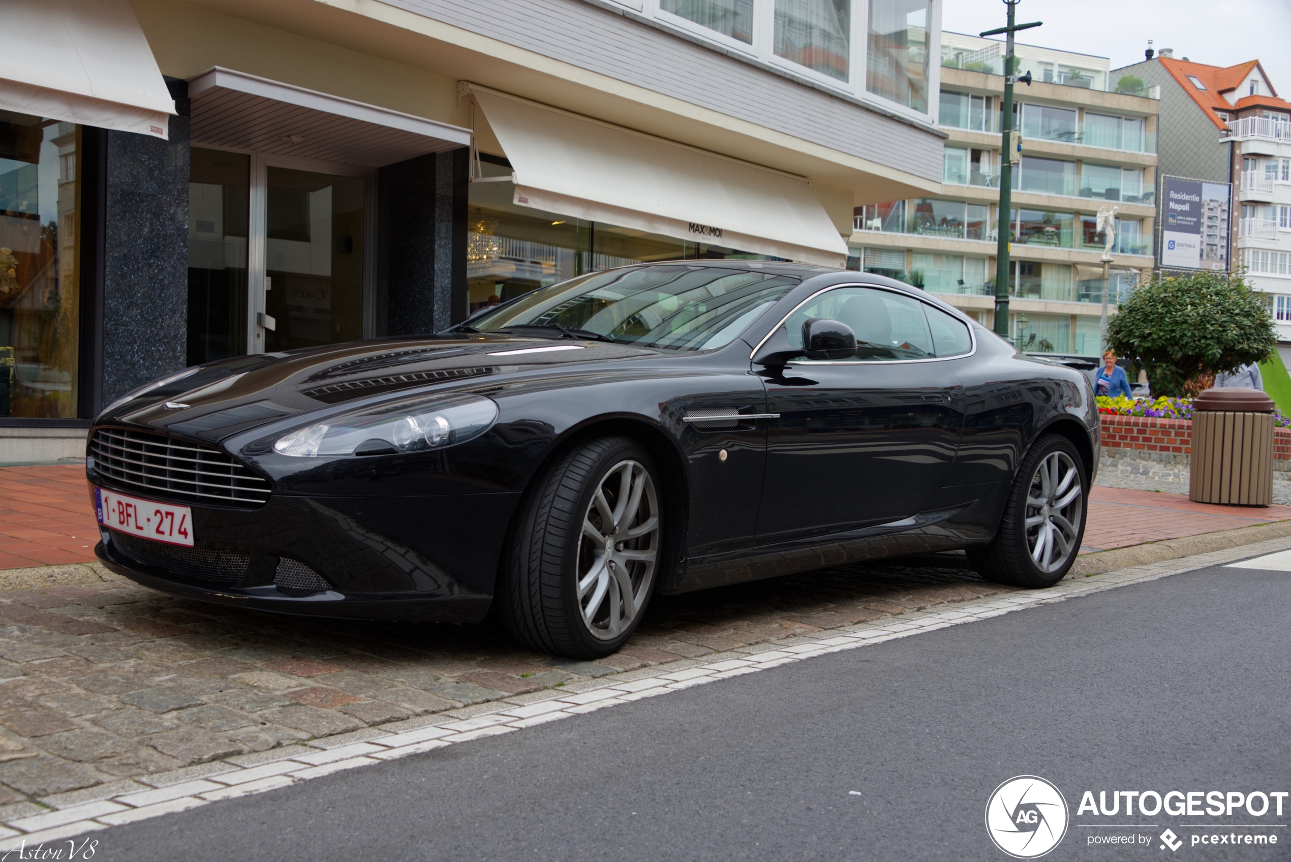 Aston Martin DB9 2010