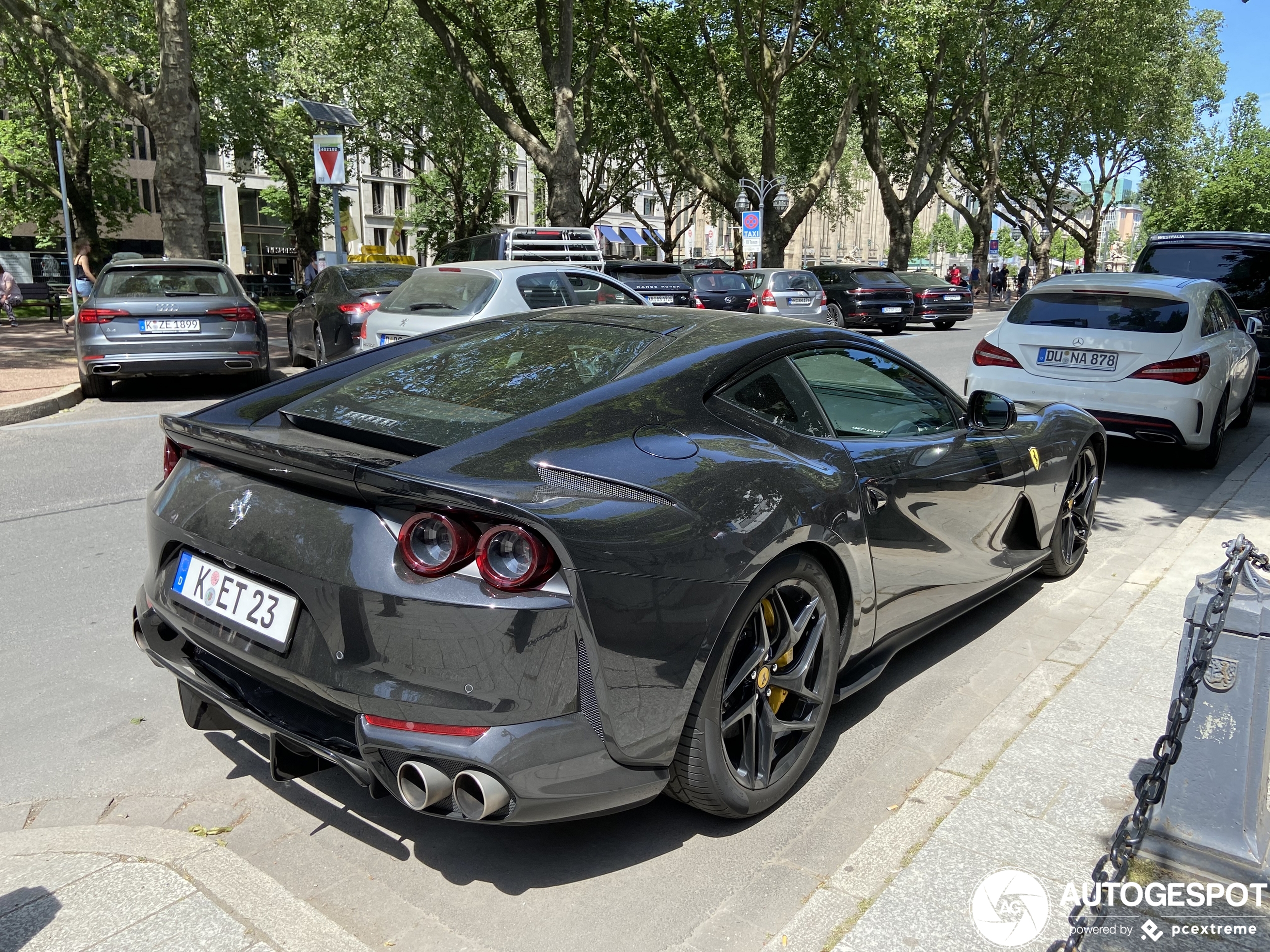 Ferrari 812 Superfast