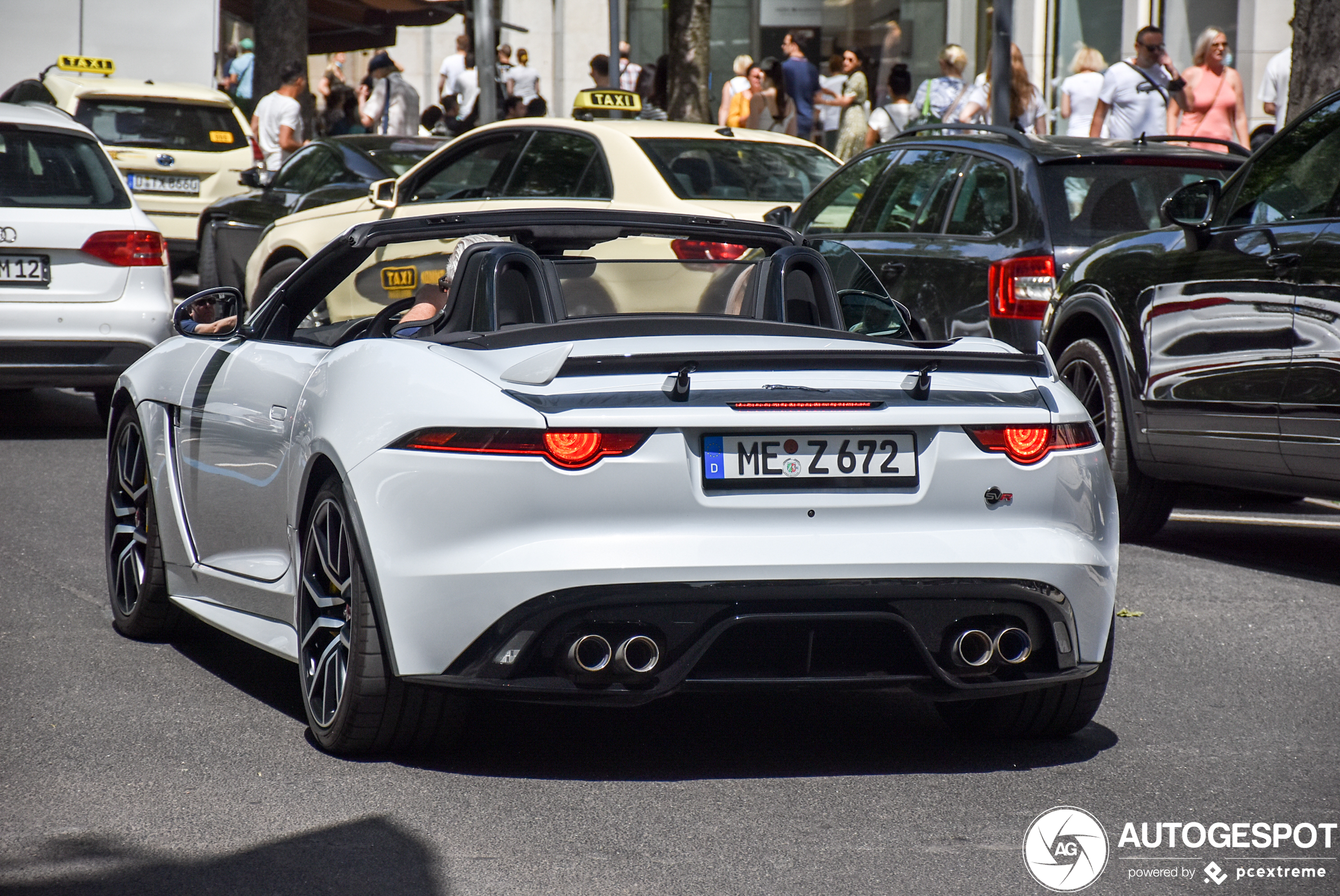 Jaguar F-TYPE SVR Convertible 2017