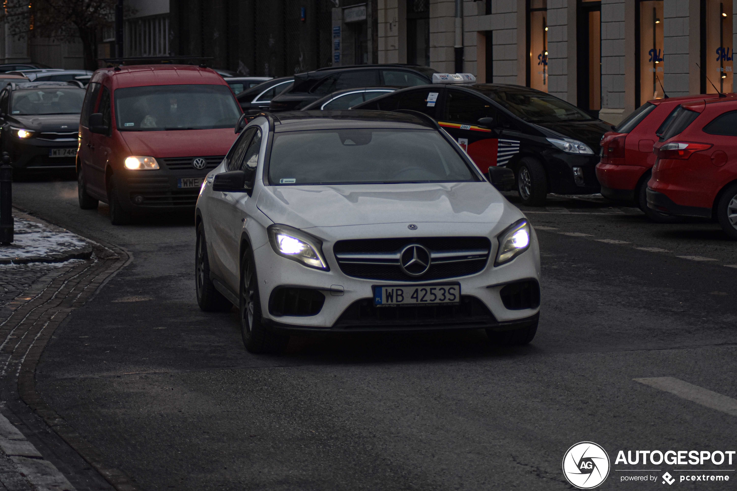 Mercedes-AMG GLA 45 X156 2017