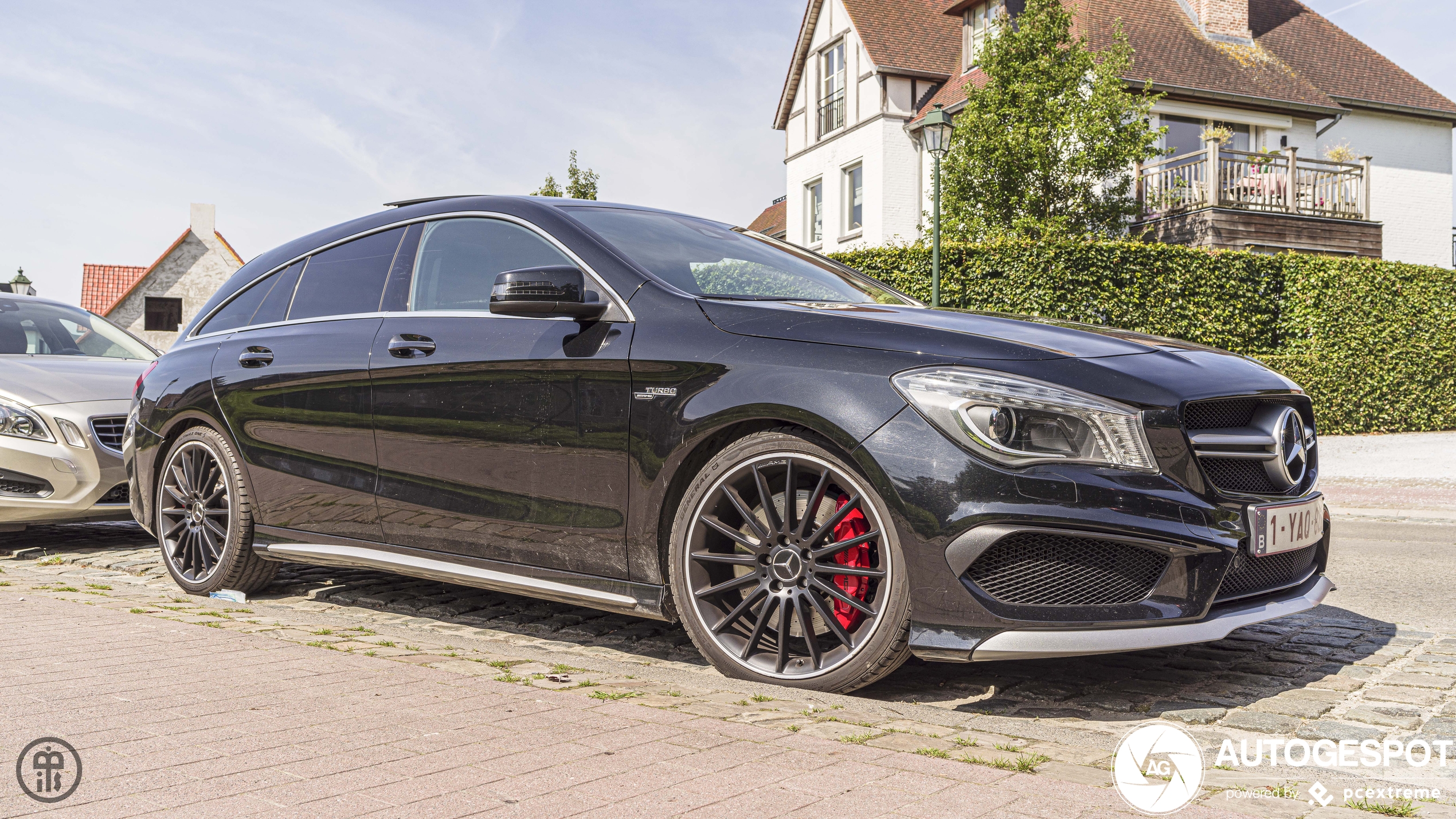 Mercedes-Benz CLA 45 AMG Shooting Brake