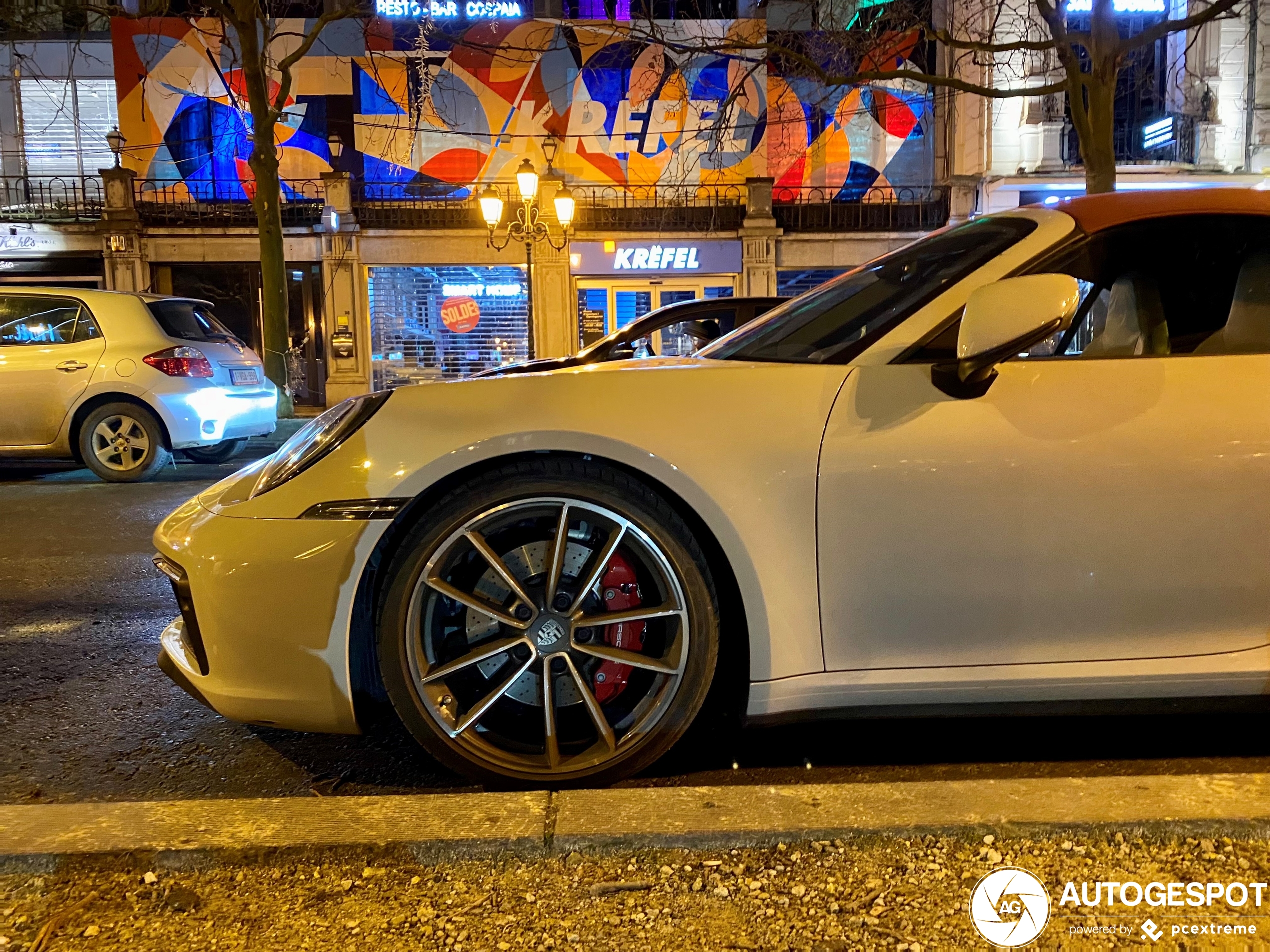 Porsche 992 Carrera 4S Cabriolet