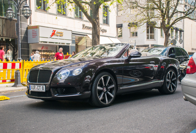 Bentley Continental GTC V8