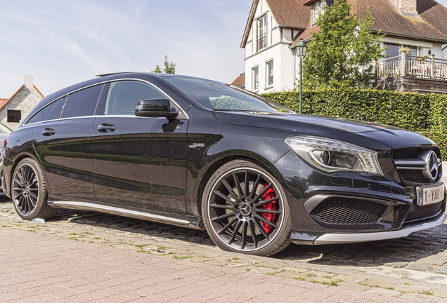 Mercedes-Benz CLA 45 AMG Shooting Brake