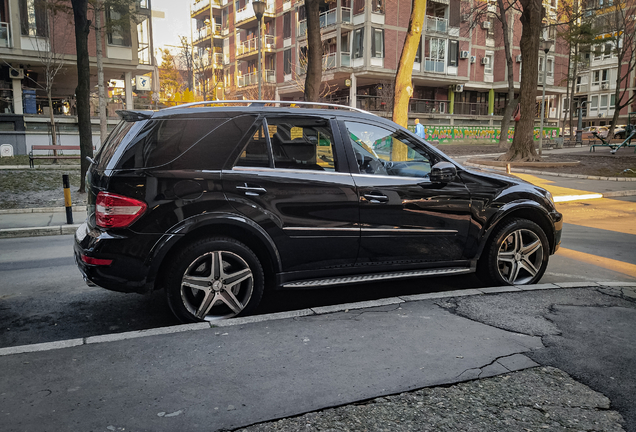 Mercedes-Benz ML 63 AMG 10th Anniversary