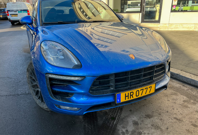 Porsche 95B Macan GTS